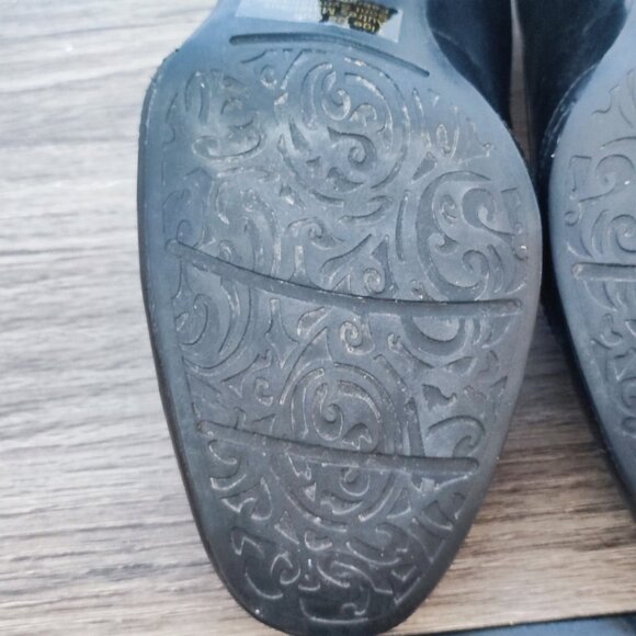 Clarks Artisan leather heels pumps black women's size 8 M - Picture 15 of 15